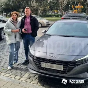 Ryazan-dan Olan Grigory Və Svetlana Hyundai Accent Ilə Karavan-da Bakı Təcrübəsi