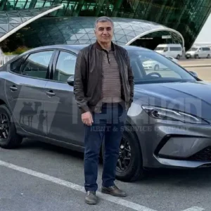 Komfortla Doğma şəhərə Dönüş: Heydər Əliyev Beynəlxalq Hava Limanında (GYD) BYD Seal 05 Icarəsi