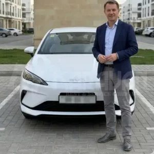 Bakıda Müasir Komfort: BYD Seal 05 Icarəsi Və Otelə çatdırılma Ilə Ailəvi Səyahət