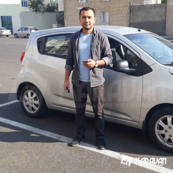 Ravon R2 Rental In Baku For A Month: The Cheapest Car For Daily City Trips