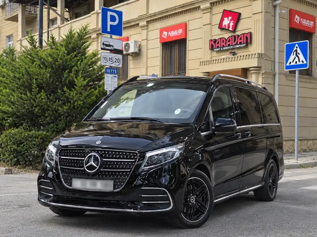 Mercedes-Benz V-Class &mdash; the minivan for delegations